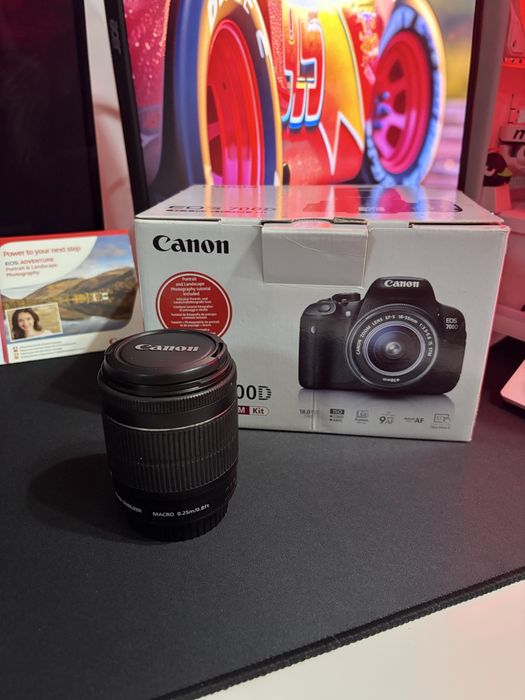 Canon 700d nova.