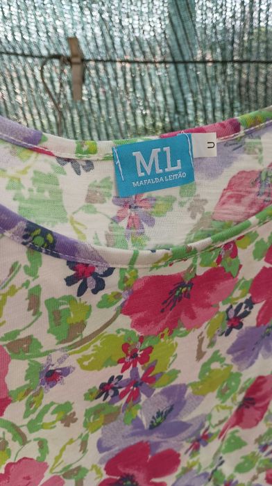 Túnica multicor da Mafalda leitão