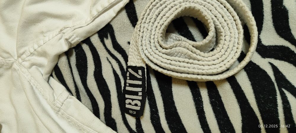 Кимано детское плотное для единоборств