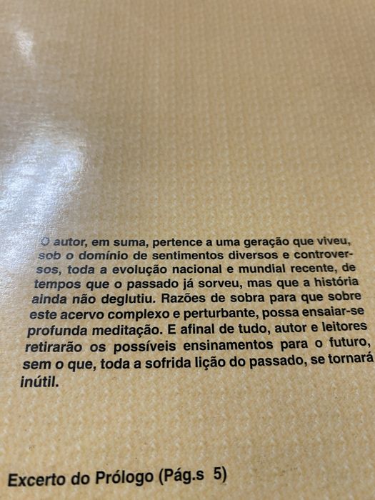 Livro - Heróis do Mar Pobre Povo