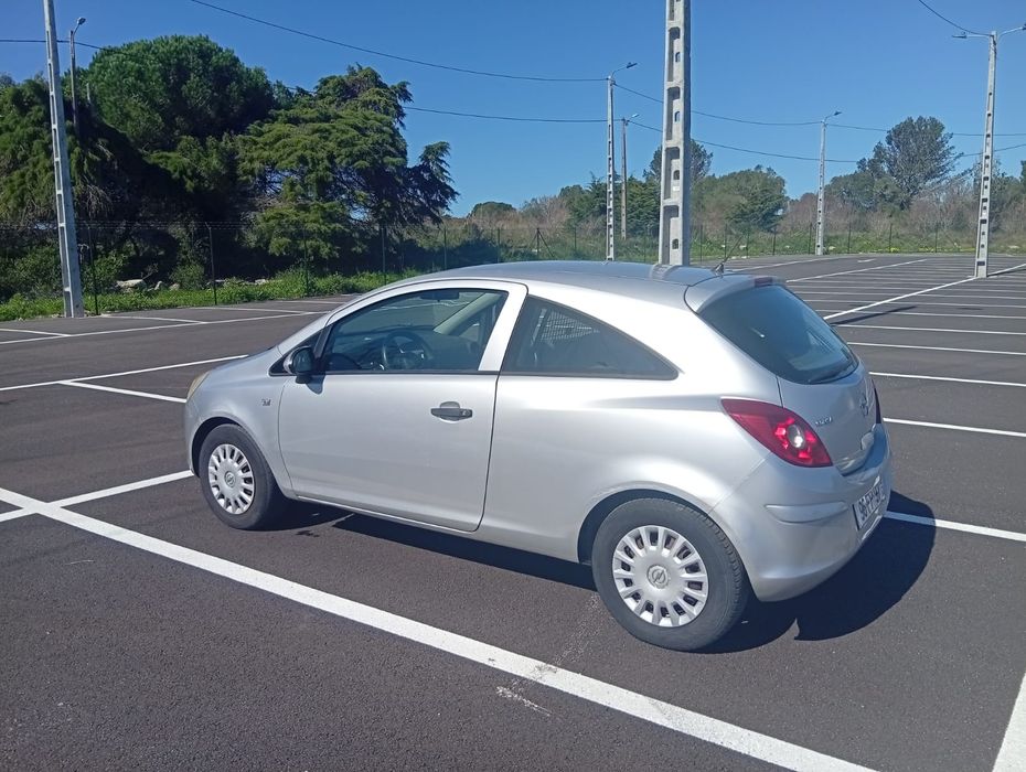 Opel corsa 1.3 cdti comercial