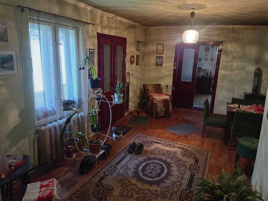 2 поверховий цегляний будинок 1990х с. Великі Береги 10 км до Берегова