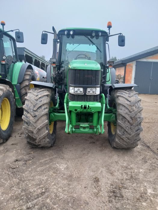 Ciągnik rolniczy John Deere 6820
