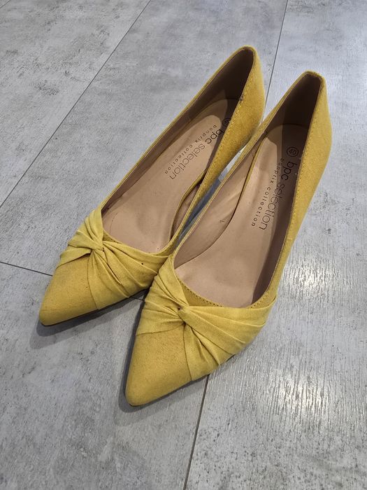 Nowe zółte 40 buty damskie czółenka pólbuty obcas