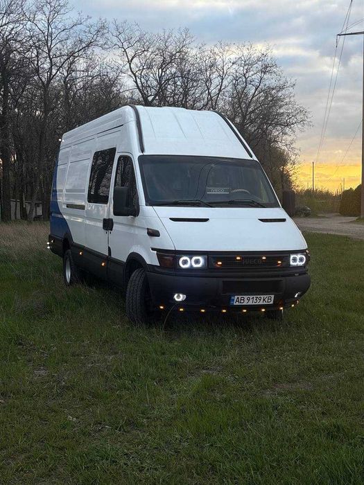 Бус Івеко дейлі Б категорія