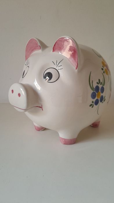 Mealheiro pintado á mão.