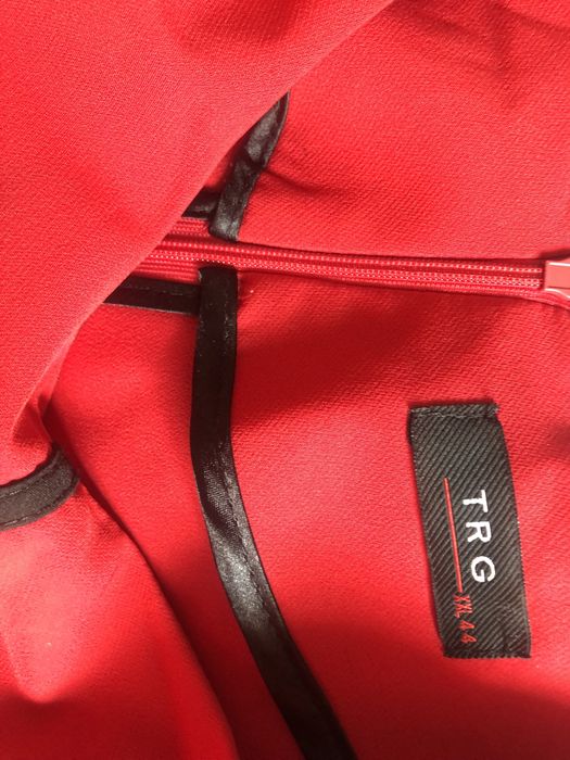 Жіночий костюм 50 розмір, плаття