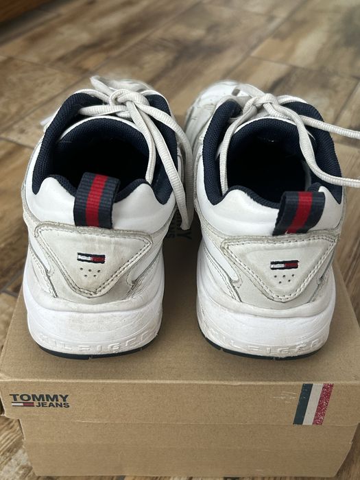 Кросівки Tommy Hilfiger оригінал р.38 (24,5)