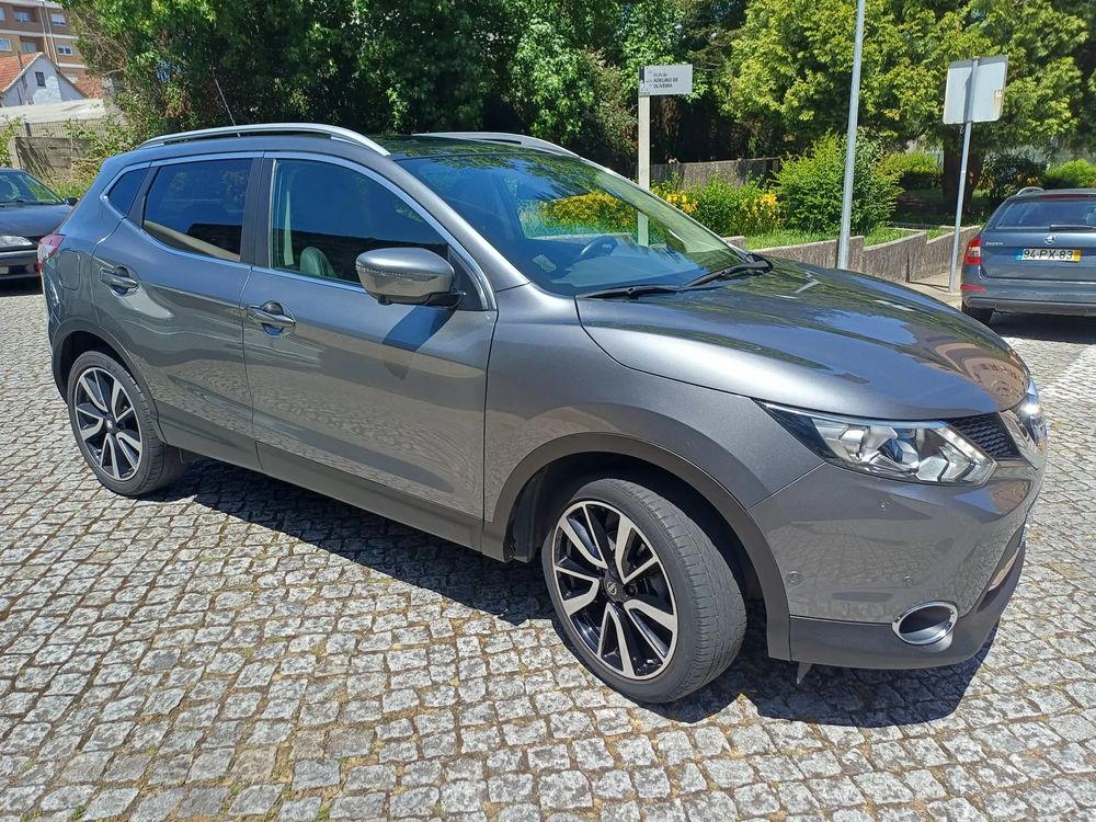 Nissan Qashqai 1.2 DIG-T Tekna Premium Pele S P.Preta