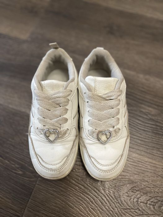 Кросівки кеди ботінки на дівчинку 31-32 р-р