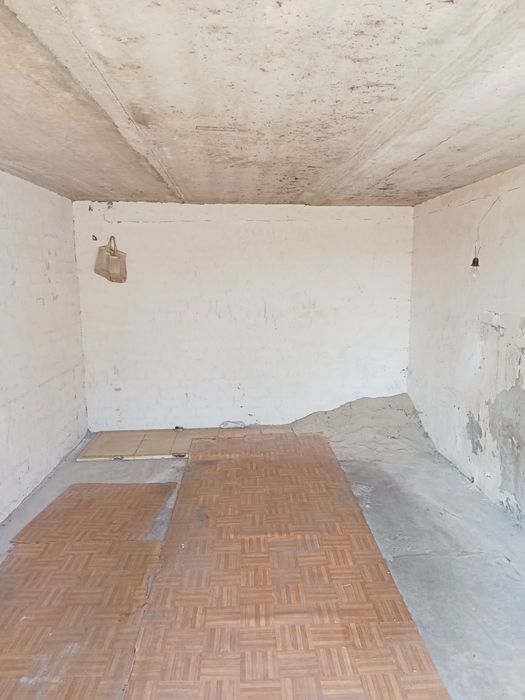 Продам гараж приватизований біля кооперативу Хвиля