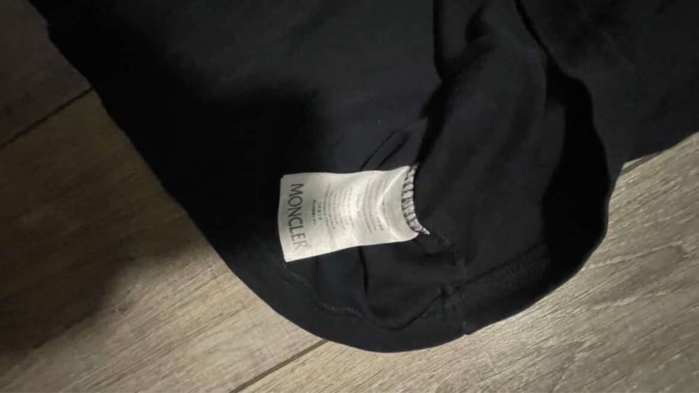 Футболка Moncler