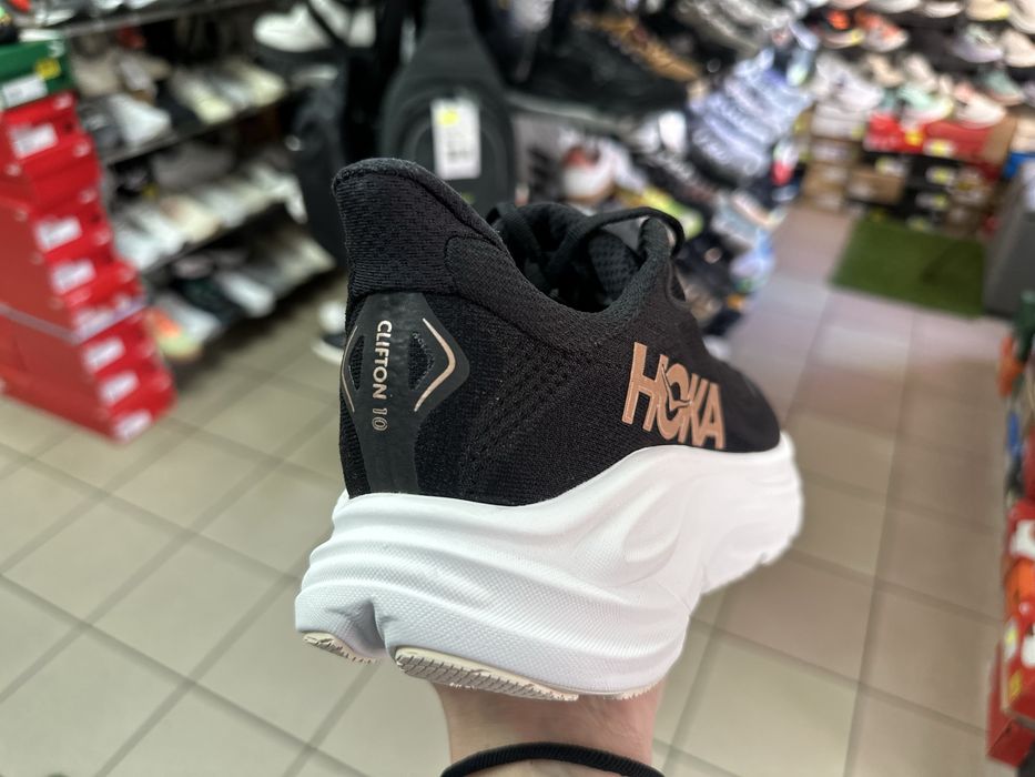 Кросівки Hoka Clifton 10 ( РОЗМІР 38 2/3 )