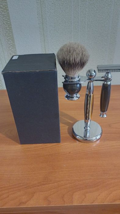 Набір для гоління.