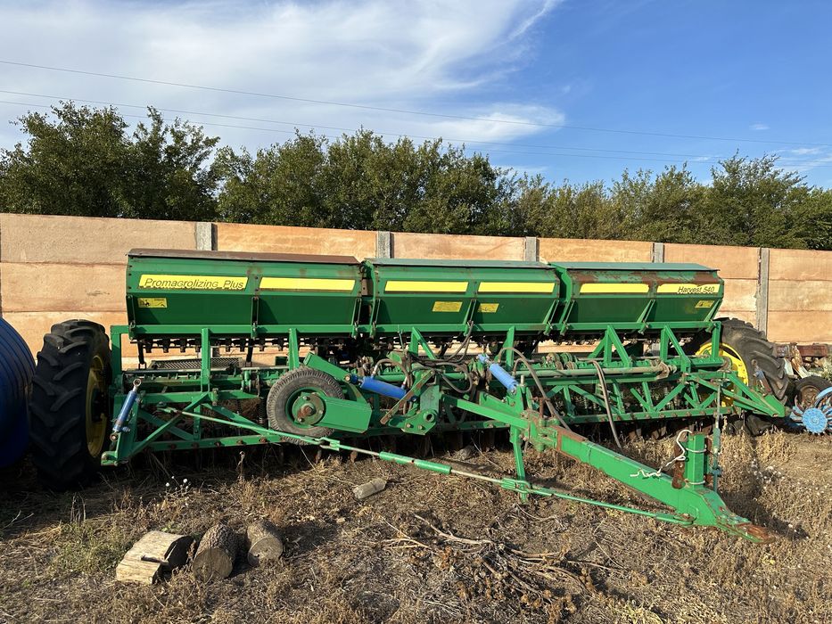 Продам зернову сівалку Harvest 540