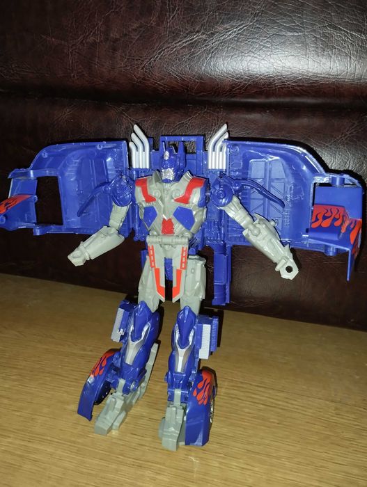 Машинки трансформери (робот трансформер)
