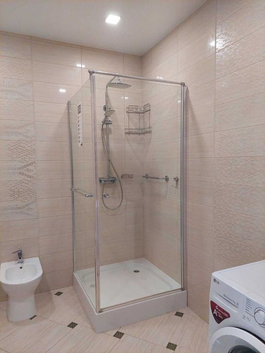 ПРОДАЖ 2 кім. квартира 77 м. кв. вул Крушельницької м. Трускавець