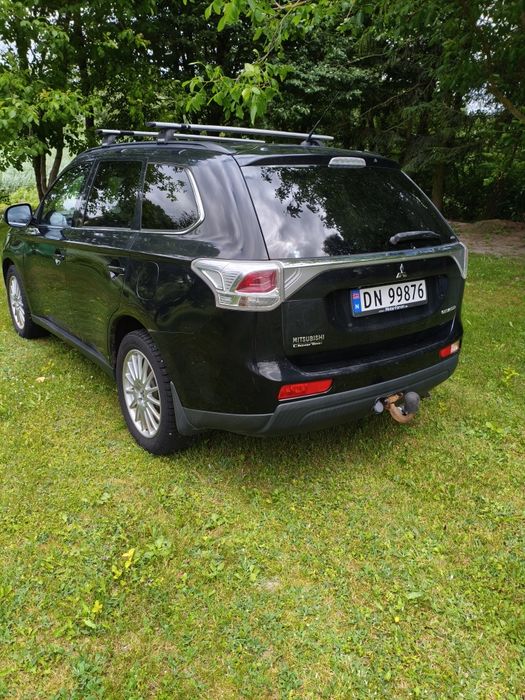 Mitsubishi Outlander 2012rok.7 osobowy. 2.0 benzyna. 4x4Ful opcja