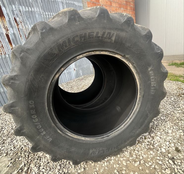 600/60r30 Michelin xeobib Komplet