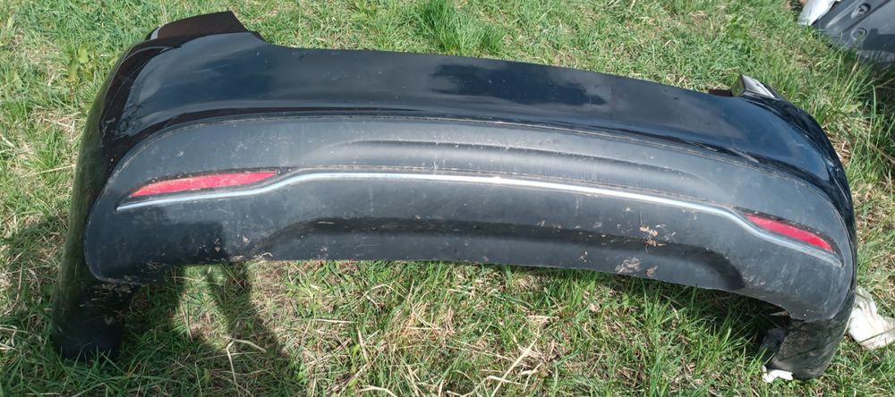 Задній бампер chrysler 200 14-17