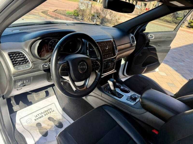 2022 Jeep Grand Cherokee WK Laredo E