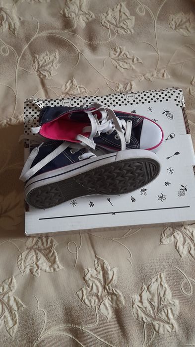 Trampki dziewczęce rozm. 35