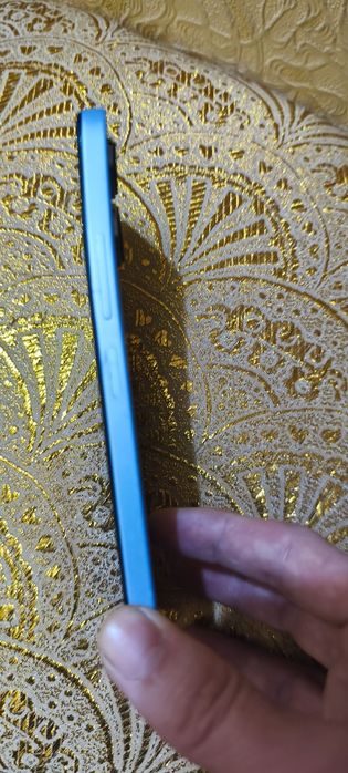 Продам Redmi 12 8+8/256