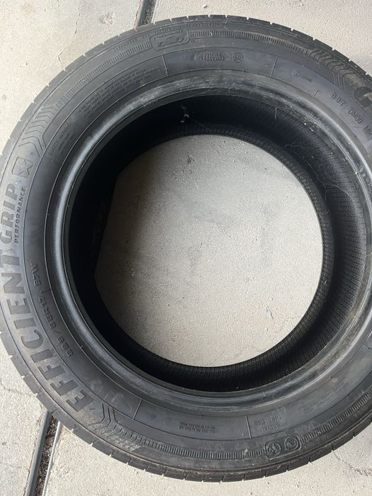 Pneus Efficient Grip Performance 225/55R17