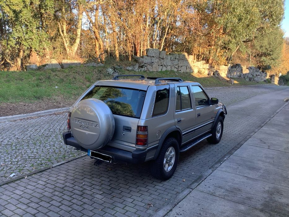 Opel Frontera 2.8 TDI - 5 portas Nacional (Motor ISUZO) Impecável