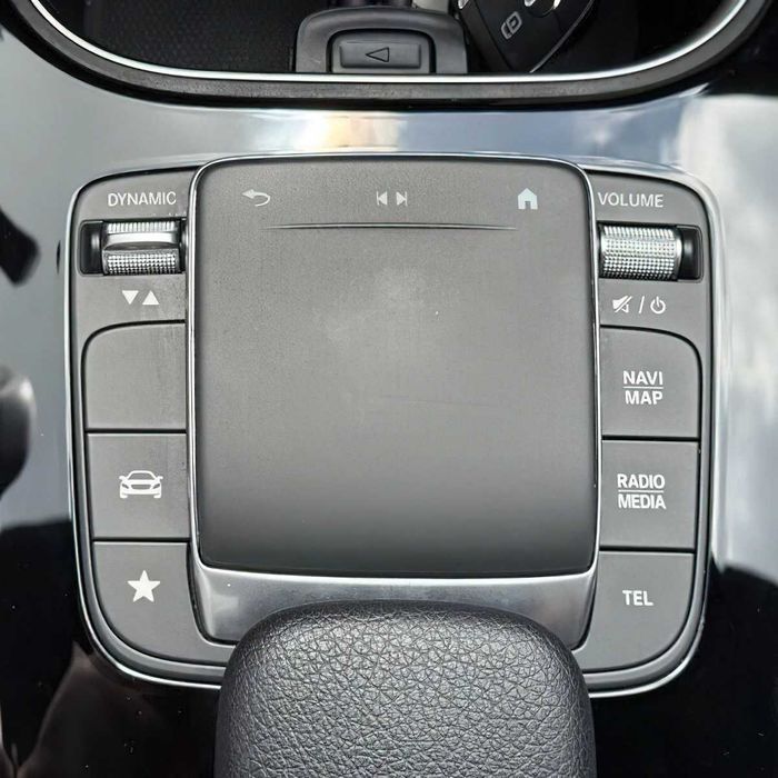Mercedes-Benz A-Class      2021
