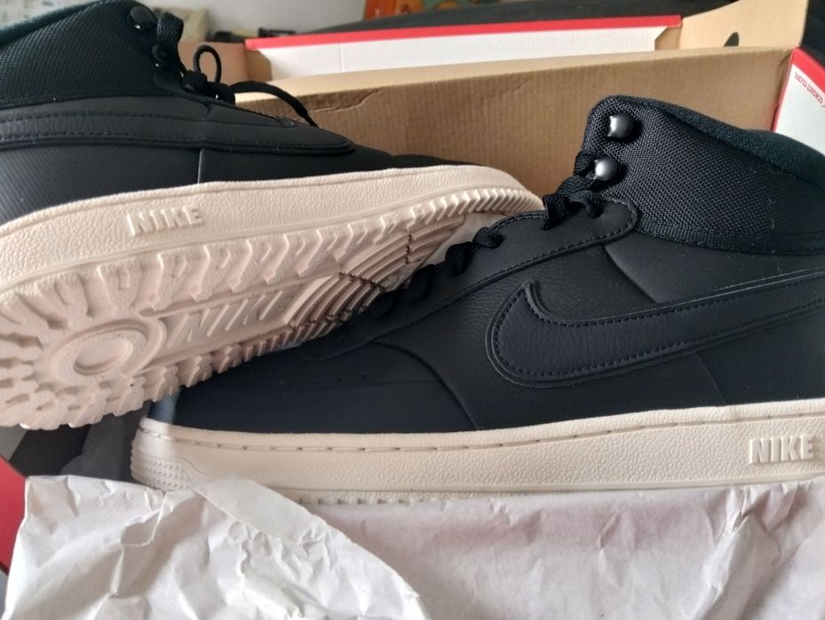 Sapatilha/bota Nike
