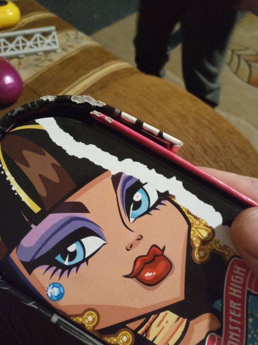 Kuferek monster high