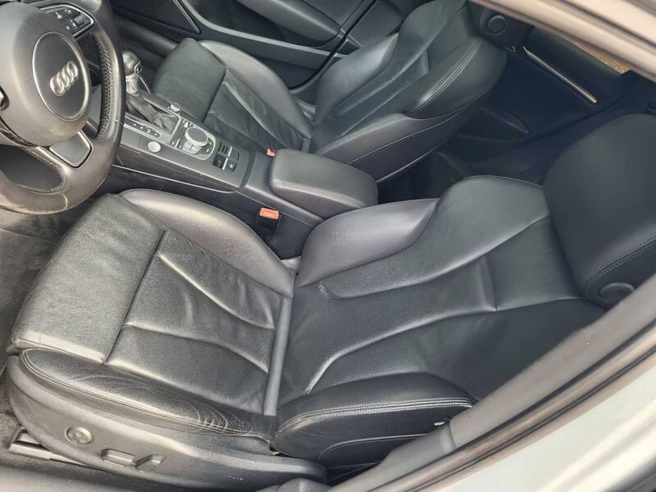 Audi A3      2015