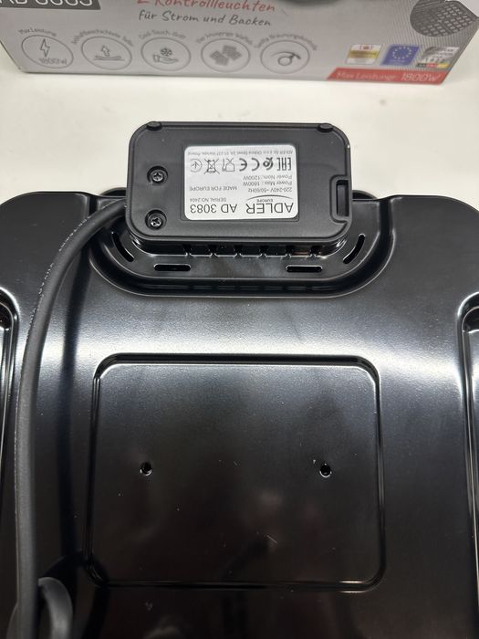 Gofrownica Adler AD 3083 (