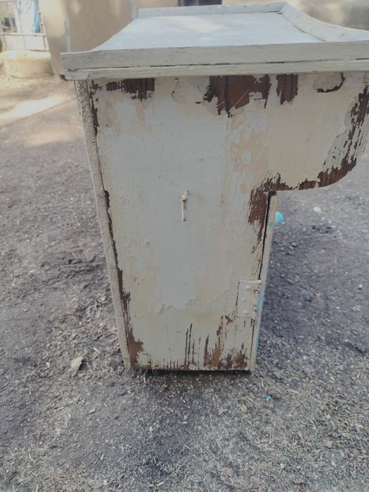 Szafeczka sanitarna PRL