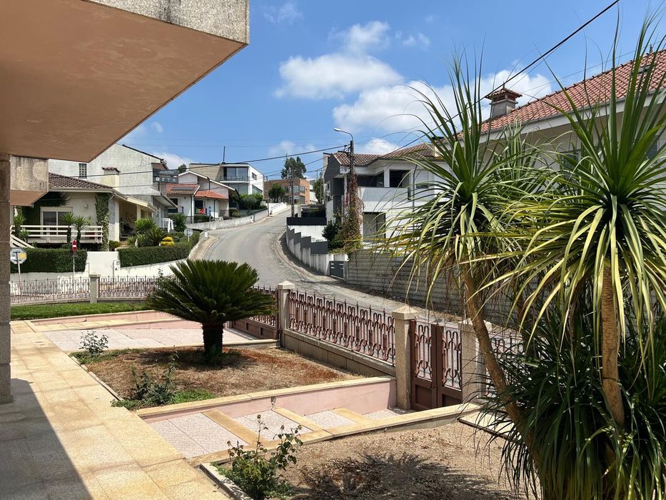 Arrenda-se Espaço Comercial 200 m²