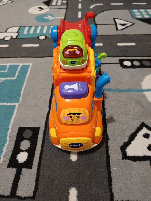 Autotransporter Vtech tut tut z autkiem