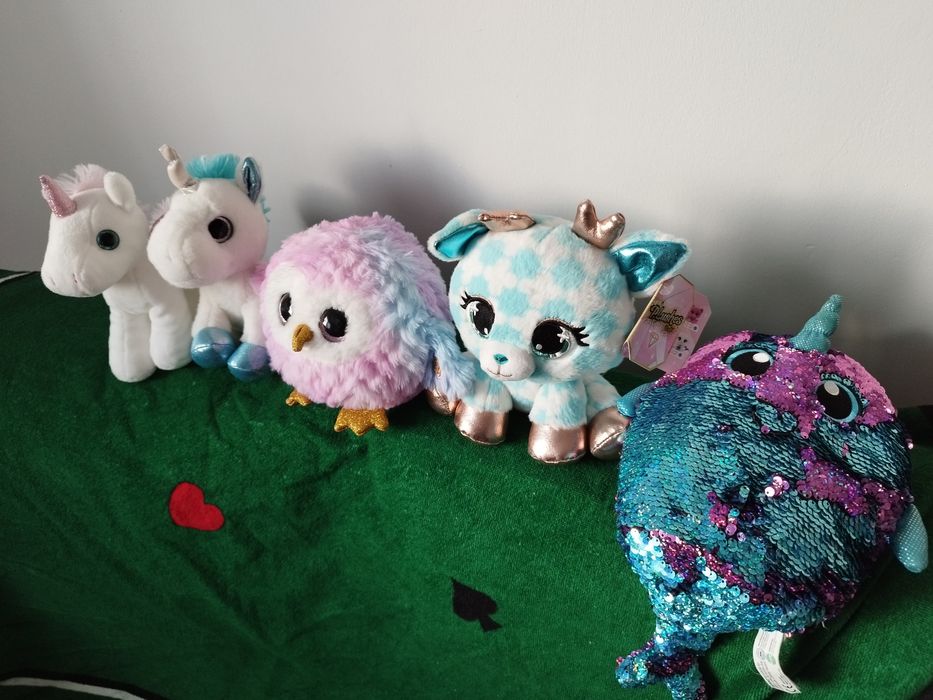 м'які іграшки різні вибирайте