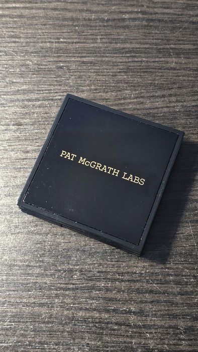 Pat Mcgrath - Skin Fetish Divine Blush, Fleurtatious. Róż do policzków