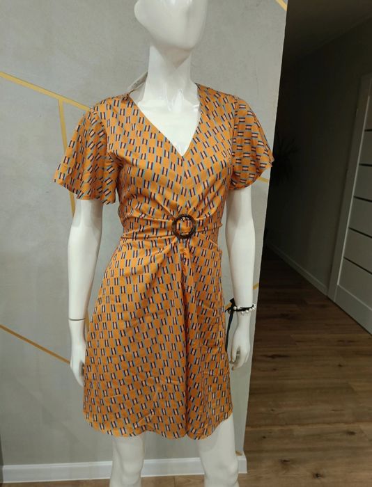 Nowa musztardowa sukienka S