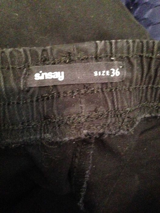 Spodnie jeansy jogger cargo Sinsay 36