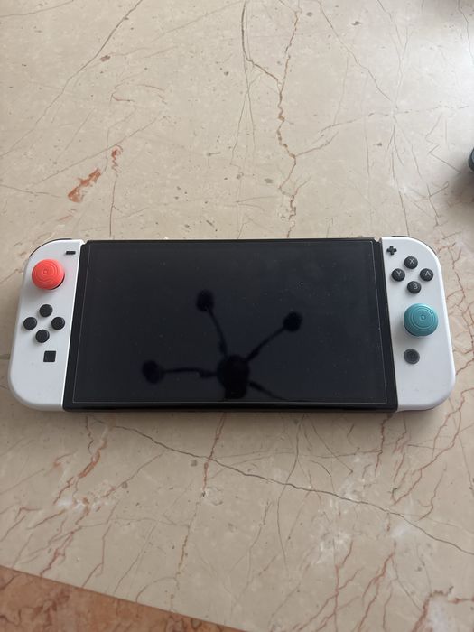 Nintendo switch oled Desbloqueada