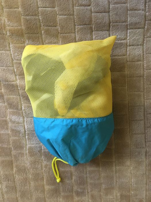 Манеж дитячий у потяг