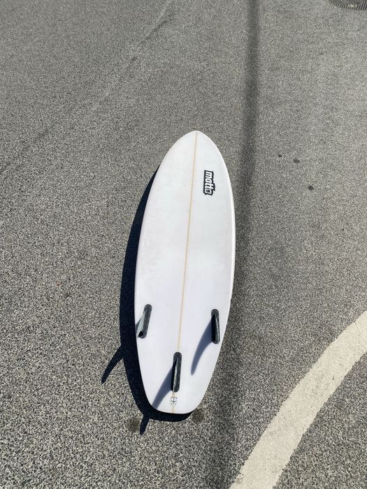 Prancha de Surf 5’11 26.1L