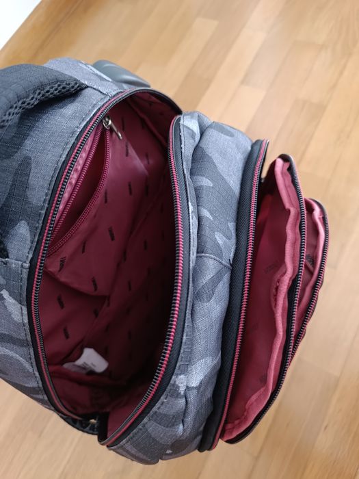 Mochila Venom Marvel 44cm