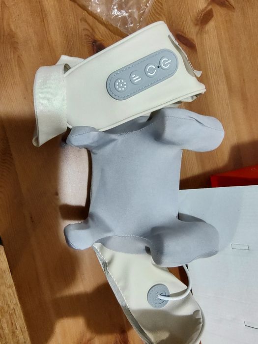 Masażer karku szyi ramion