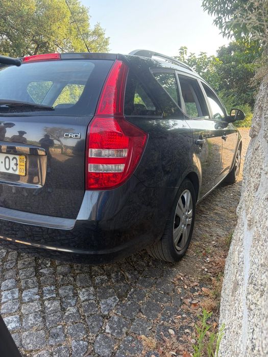 Vendo carrinha kia ceed 1.6crdi do ano 2008