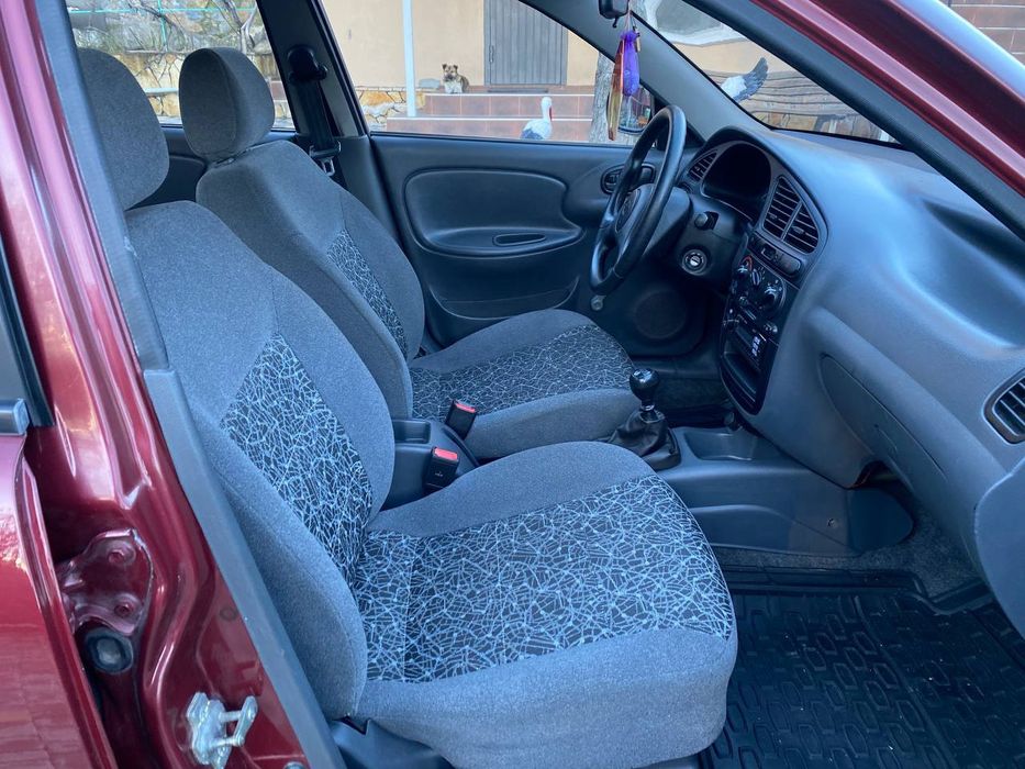 Daewoo lanos 1.5 від однієї власниці