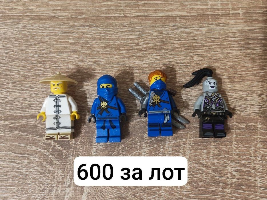 Продам фігурки lego і деталі