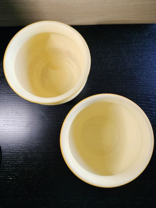 2 Porta Vasos amarelos